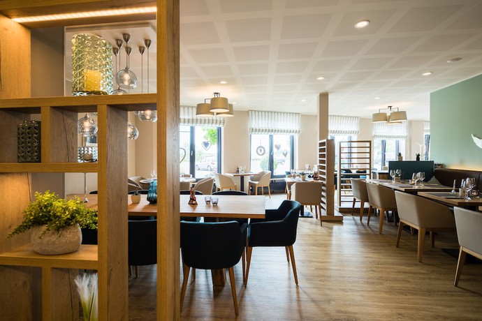 Imagen del bar/restaurante del Th&ouml;les Hotel B&uuml;cken. Foto 11