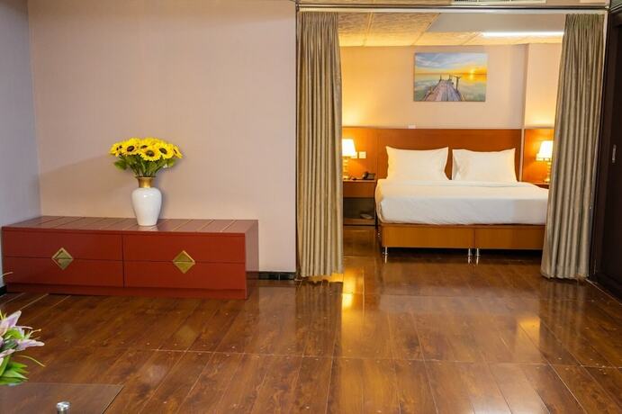 Imagen de la habitación del Three 888 Hotel. Foto 15