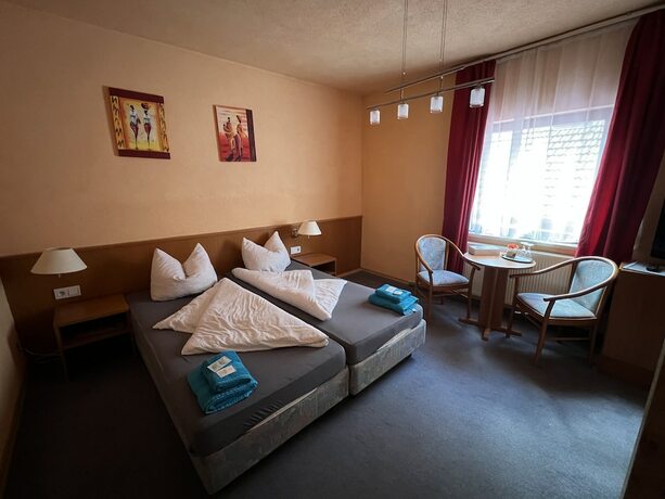Imagen de la habitación del Th&uuml;ringer Hof, Ranis-Ziegenr&uuml;ck. Foto 15