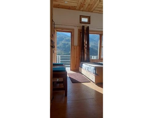 Imagen general del Tiger Hill Resort, Chakrata. Foto 17