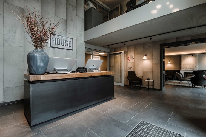 Imagen de los interiores del Timehouse. Foto 15