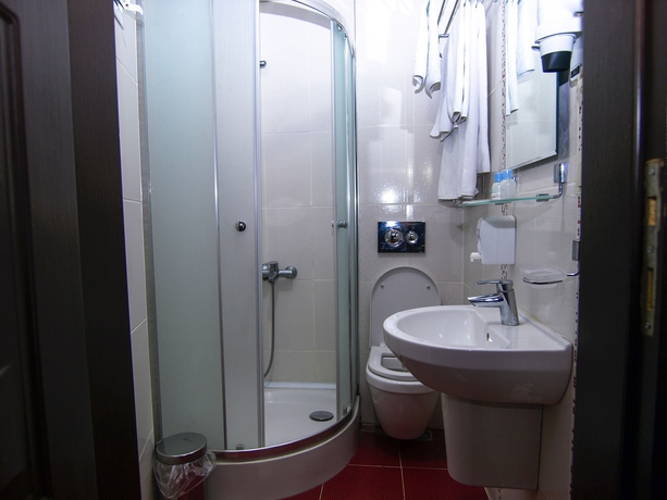 Imagen de la habitación del Timya Hotel. Foto 4