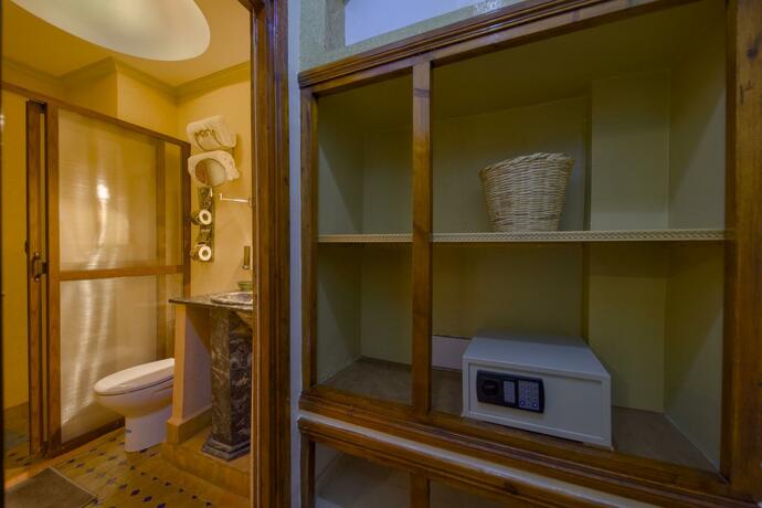 Imagen general del Tin Joseph. Foto 1