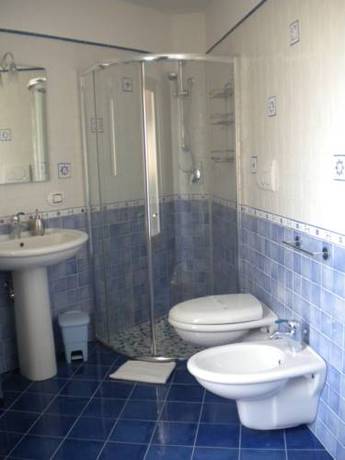 Imagen de la habitación del Tipico Resort. Foto 6