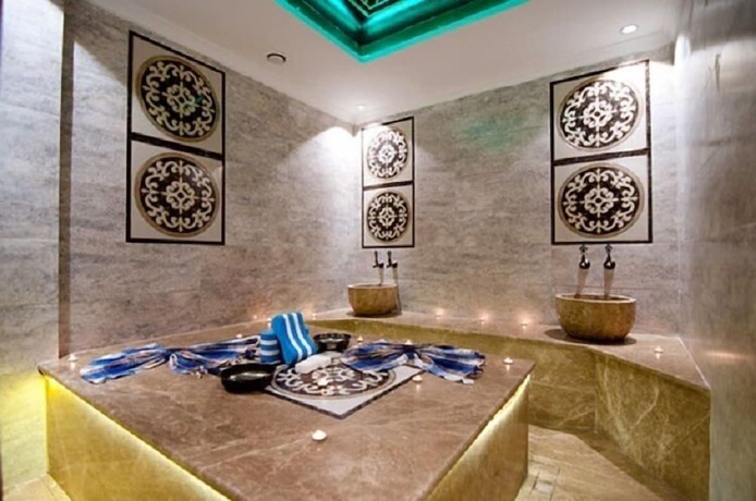 Imagen de los interiores del Tk Taxim Hotel. Foto 15