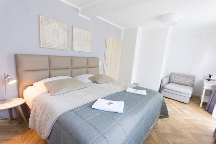 Imagen de la habitación del Tm Suites. Foto 2