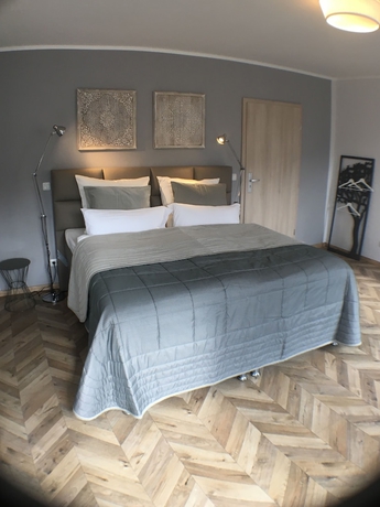 Imagen de la habitación del Tm Suites. Foto 7
