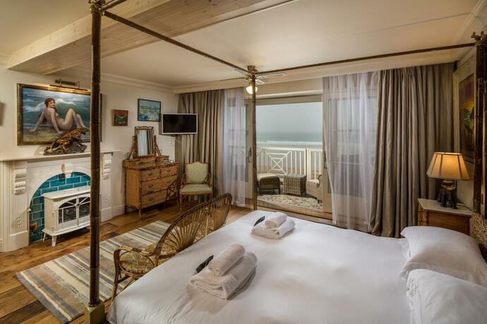 Imagen general del Tolcarne Beach Colonial Restaurant and Rooms. Foto 34
