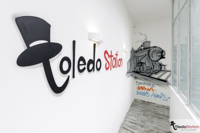 Imagen de los interiores del ToledoStation BandB. Foto 19
