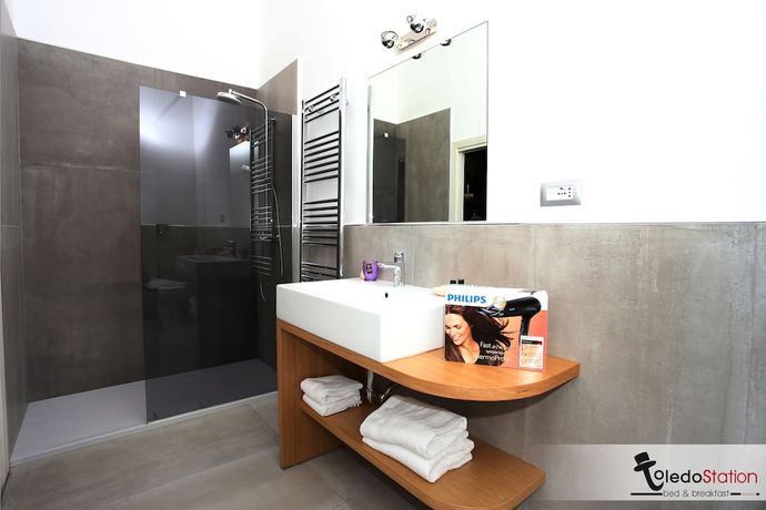 Imagen de la habitación del ToledoStation BandB. Foto 17