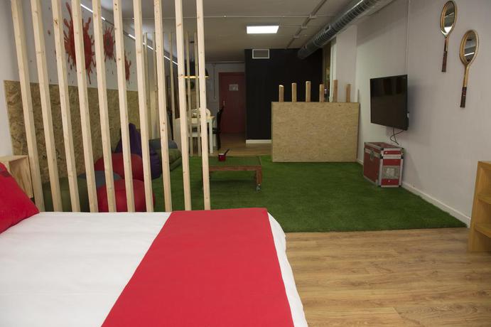 Imagen de la habitación del Tomate Rooms, Alicante. Foto 2