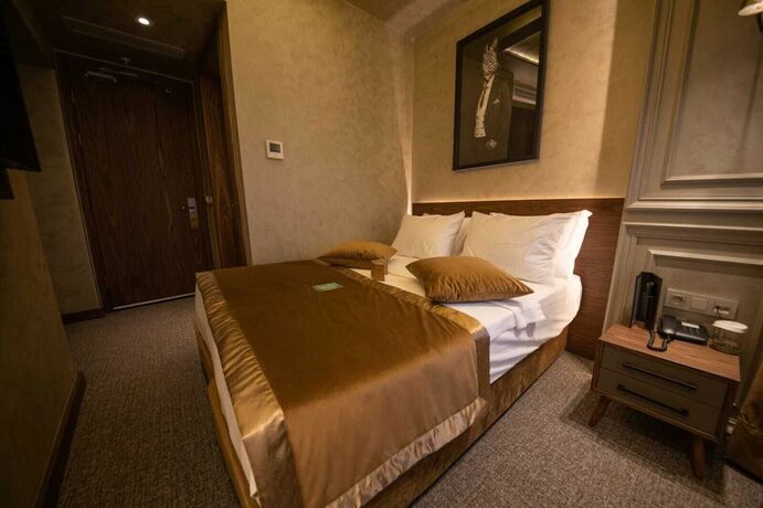 Imagen de la habitación del Tonight Hotel Port. Foto 17