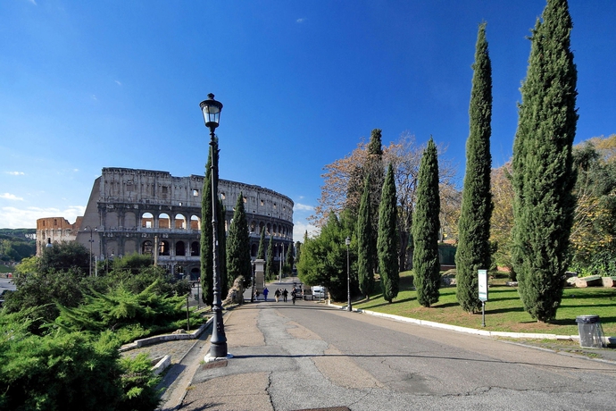 Imagen de los exteriores del Top Floor Colosseo. Foto 7