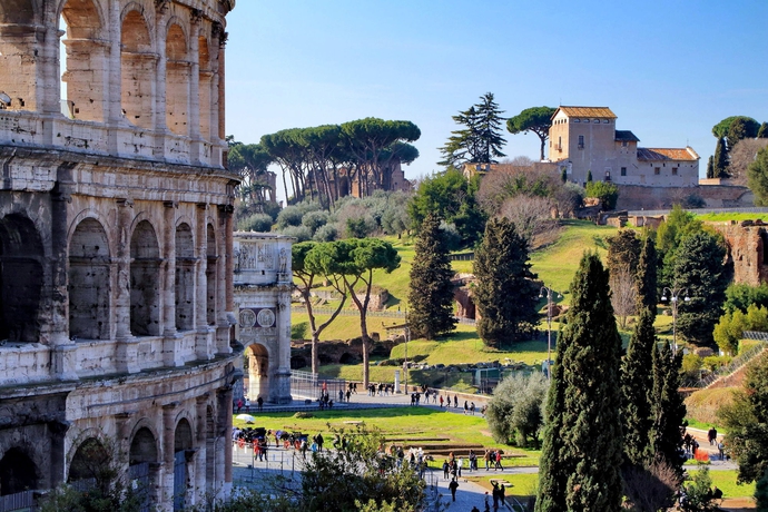 Imagen de los exteriores del Top Floor Colosseo. Foto 11