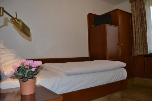 Imagen de la habitación del Top Hotel Garni. Foto 11