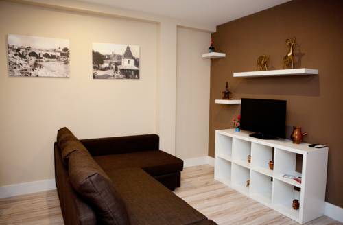 Imagen de la habitación del Top'Otel. Foto 2