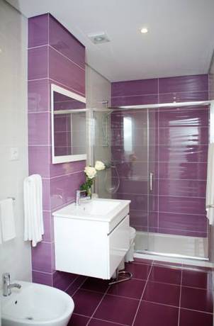 Imagen de la habitación del Top'Otel. Foto 3