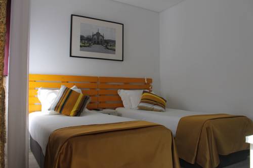 Imagen de la habitación del Top'Otel. Foto 13