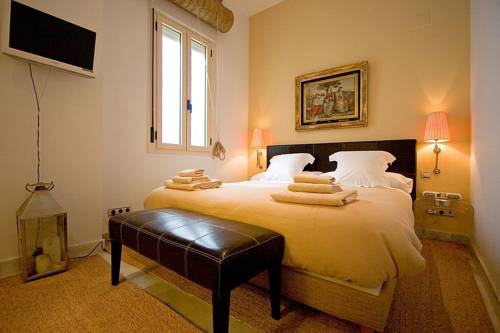 Imagen de la habitación del Toreador Seville Old Quarter. Foto 7