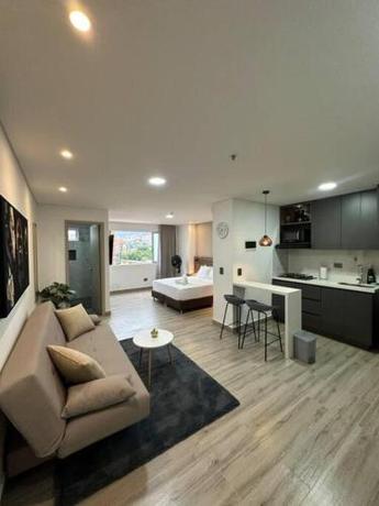 Imagen de la habitación del Torre Zurich Luxury. Foto 12