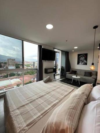 Imagen de la habitación del Torre Zurich Luxury. Foto 18
