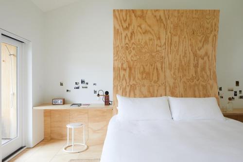 Imagen de la habitación del Tourists. Foto 7