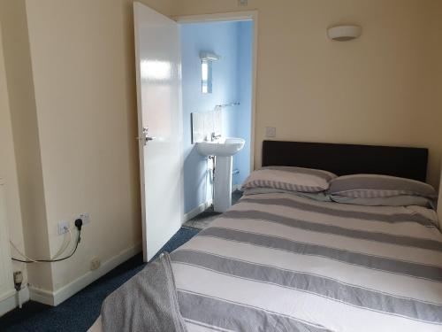 Imagen de la habitación del Tower House Hotel. Foto 4