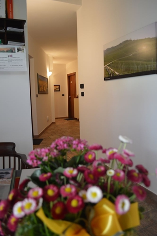 Imagen de los interiores del Tra Monti E Vigne. Foto 18