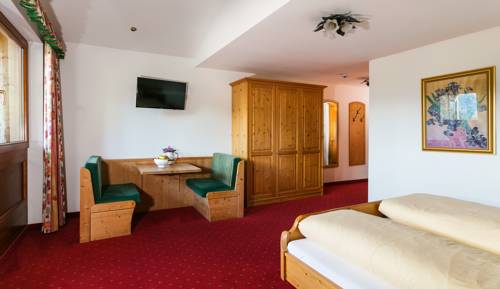 Imagen de la habitación del Traditionsgasthof Wei&szlig;bacher. Foto 15