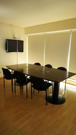 Imagen de los interiores del Trani Apart Las Condes. Foto 8