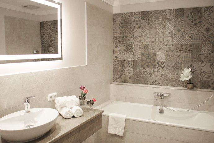 Imagen de la habitación del Trautwein - Das Winzerhotel am La Roche. Foto 18