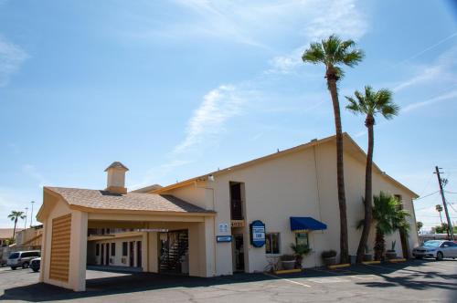 Imagen general del Travel Inn, Phoenix. Foto 3