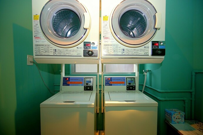 Imagen de los interiores del Travel&book Hotel Hulatoncabin Takamatsu. Foto 16
