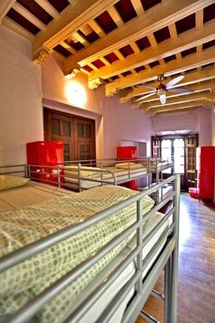 Imagen general del Traveler&acute;s Inn Seville. Foto 2