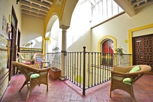 Imagen general del Traveler&acute;s Inn Seville. Foto 3