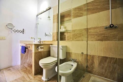 Imagen general del Traveler&acute;s Inn Seville. Foto 4