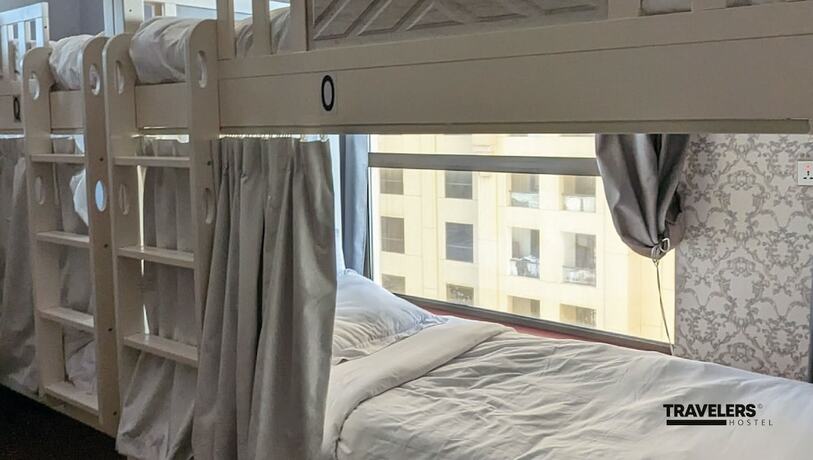 Imagen de la habitación del Travelers Dubai Marina Hostel. Foto 18