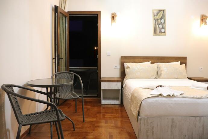 Imagen general del Trend &Ccedil;eşmealtı Hotel and Lounge. Foto 13