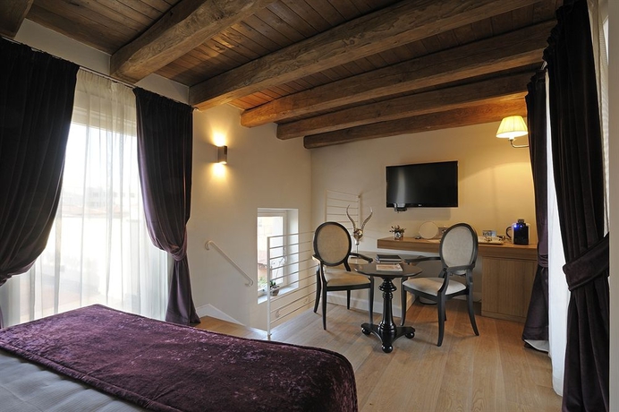 Imagen de la habitación del Trevi Palace Luxury Inn. Foto 3