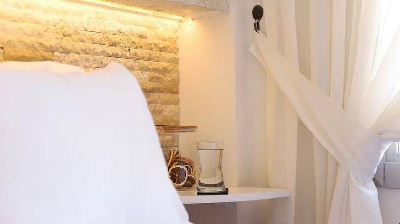 Imagen de la habitación del Triangulo Hotel. Foto 10