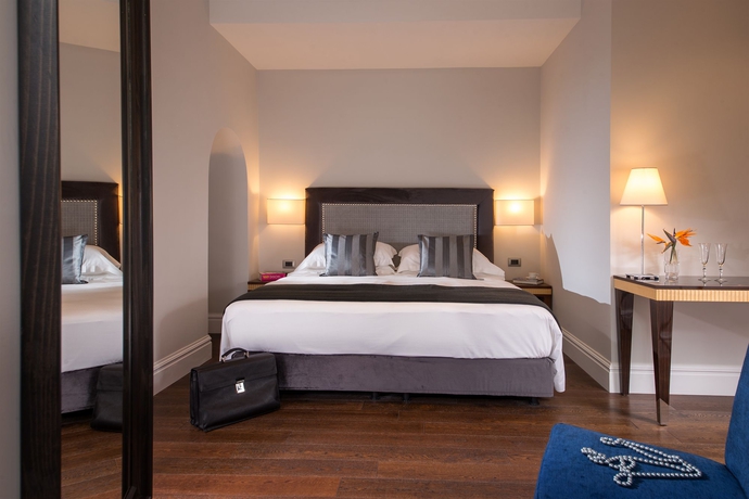 Imagen de la habitación del Tridente Suites. Foto 5