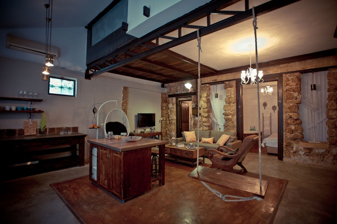 Imagen de los interiores del Trieste Neve Tzedek Boutique Suites. Foto 13