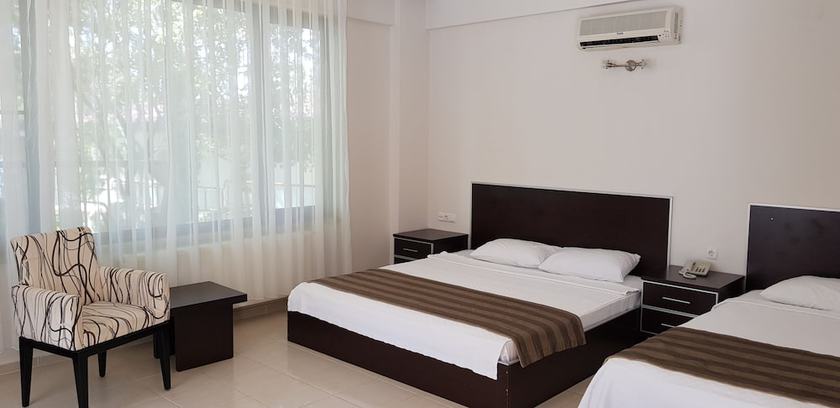 Imagen de la habitación del Troas Beach Hotel. Foto 11