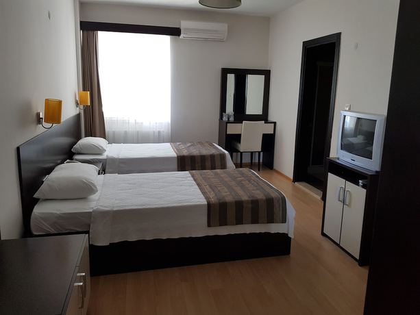 Imagen de la habitación del Troas Beach Hotel. Foto 14