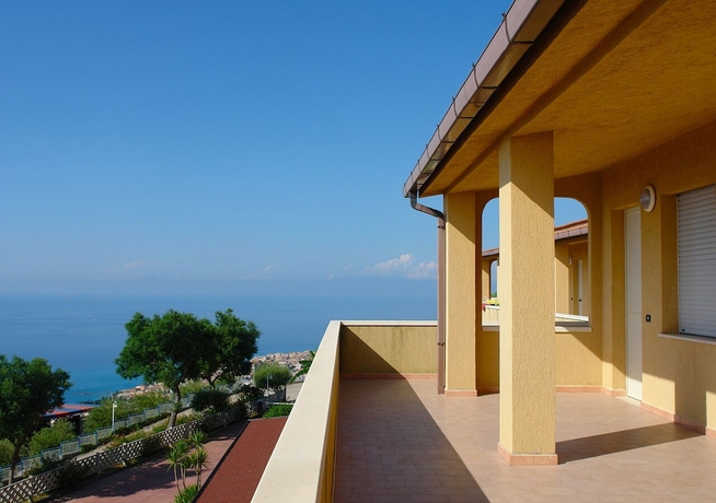 Imagen de la habitación del Tropea Mare Pace Club. Foto 7