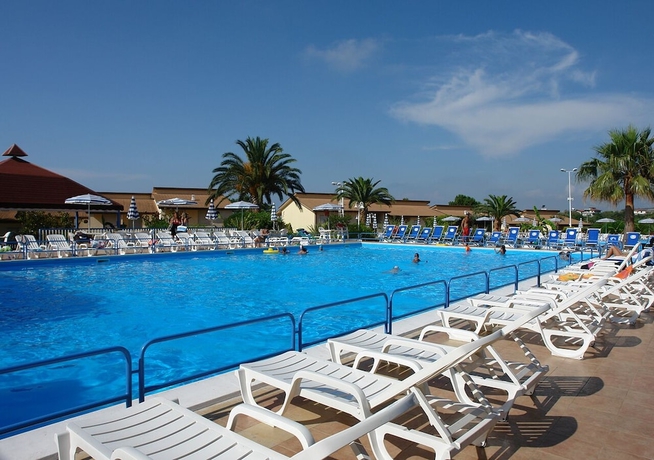 Imagen de la piscina del Tropea Mare Pace Club. Foto 16