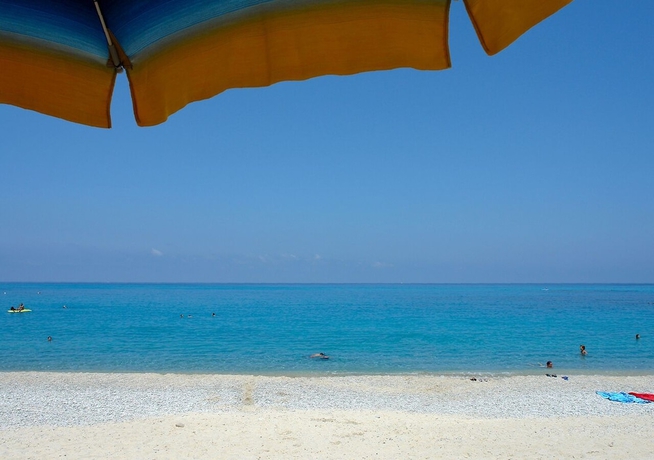 Imagen de los exteriores del Tropea Mare Pace Club. Foto 12