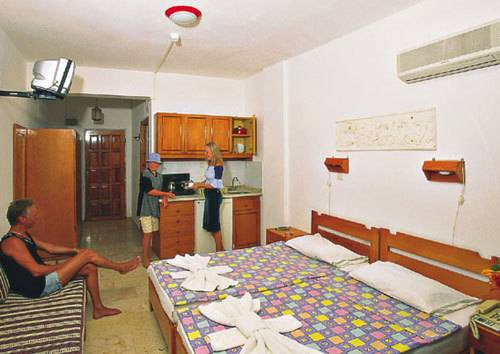 Imagen de la habitación del Tropic Hotel. Foto 6