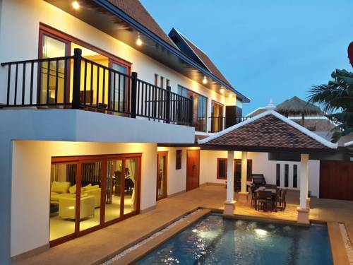 Imagen de la habitación del Tropicana Pool Villa. Foto 8
