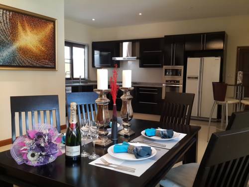 Imagen de la habitación del Tropicana Pool Villa. Foto 13